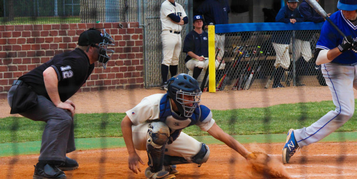 Baseball Sweeps Nebraska Wesleyan, Split with Jamestown in 3-1 Weekend
