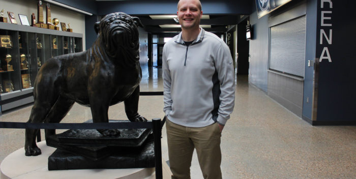 Volleyball Team Welcomes New Coaches