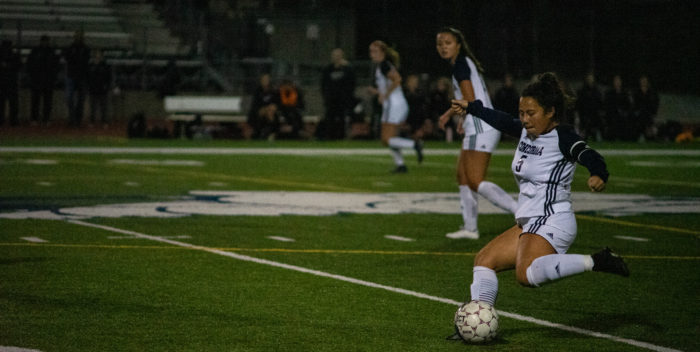 Bulldogs Lose to Grand View