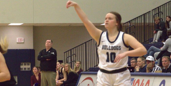 Women’s basketball wins quarterfinal Morningside matchup, 86-65