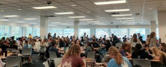 “Hot Cakes and Hot Takes” brings controversial opinions, pancakes to Janzow dining hall