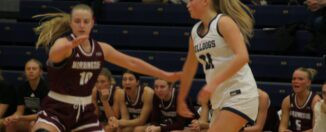 Women’s basketball’s winning streak continues after 83-77 away victory over Chargers