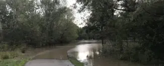 Heavy rain causes flooding in Seward, Plum Creek